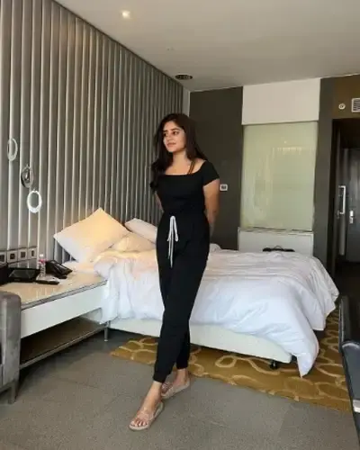 Call Girls Madhogarh Cash On Delivery
